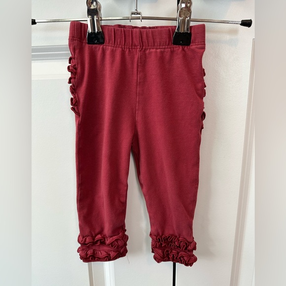 Ruffle Butts Baby Burgundy Everyday Ruffle Leggings (Size 6-12 Months) - Picture 2 of 3